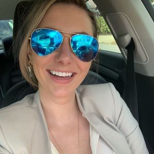 Meet your Posher, Megan